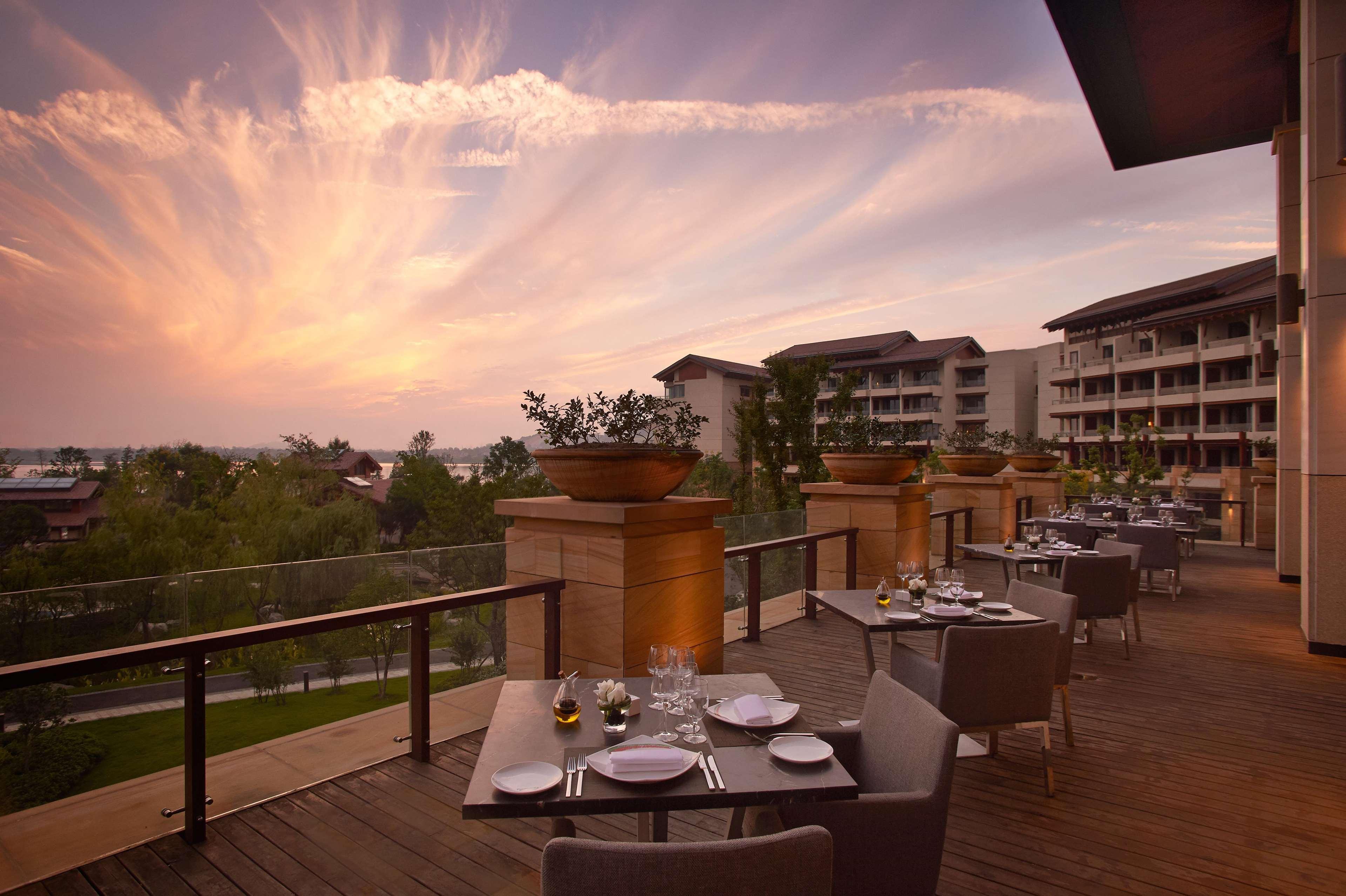 Hilton Wuhan Optics Valley Dış mekan fotoğraf