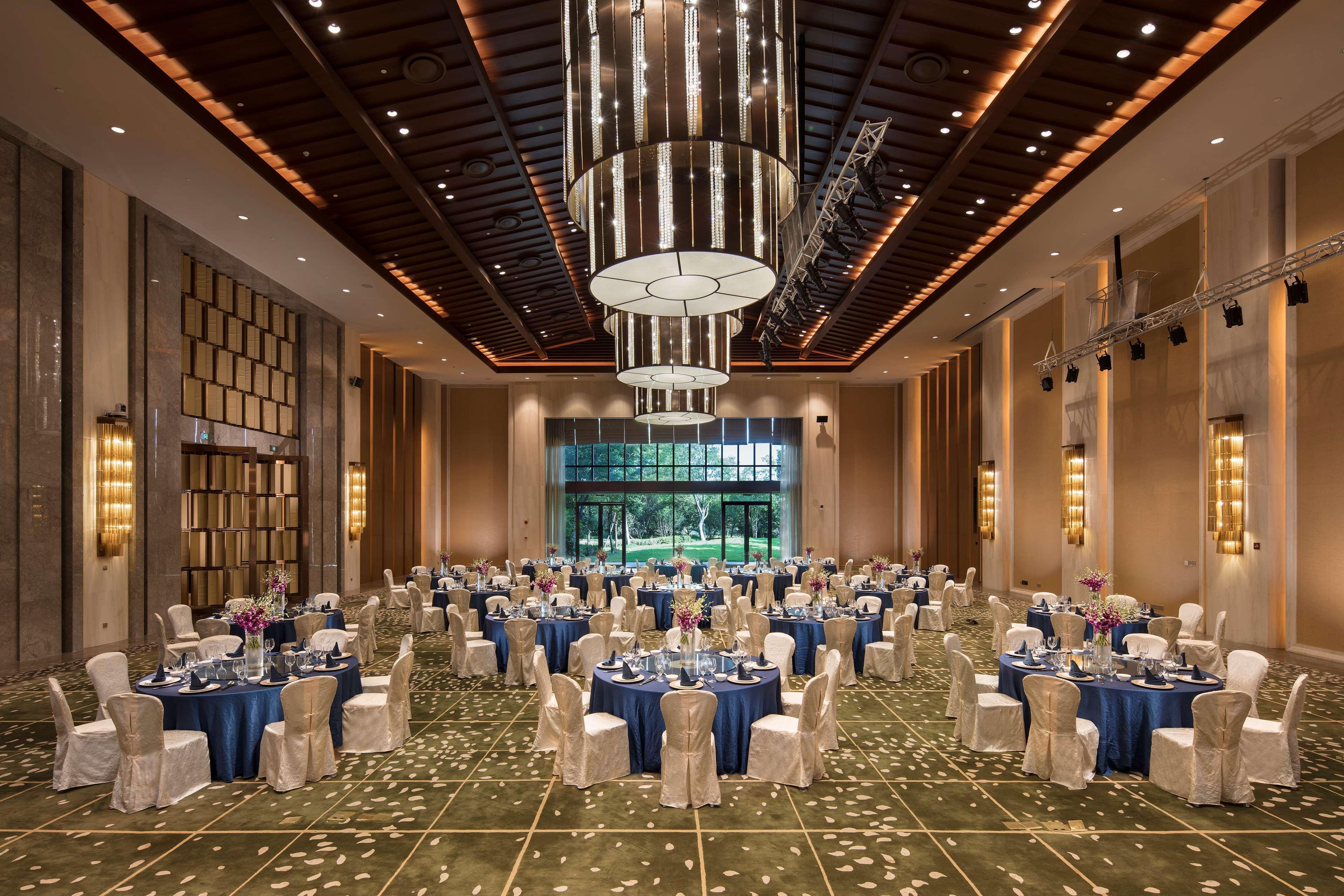 Hilton Wuhan Optics Valley Dış mekan fotoğraf