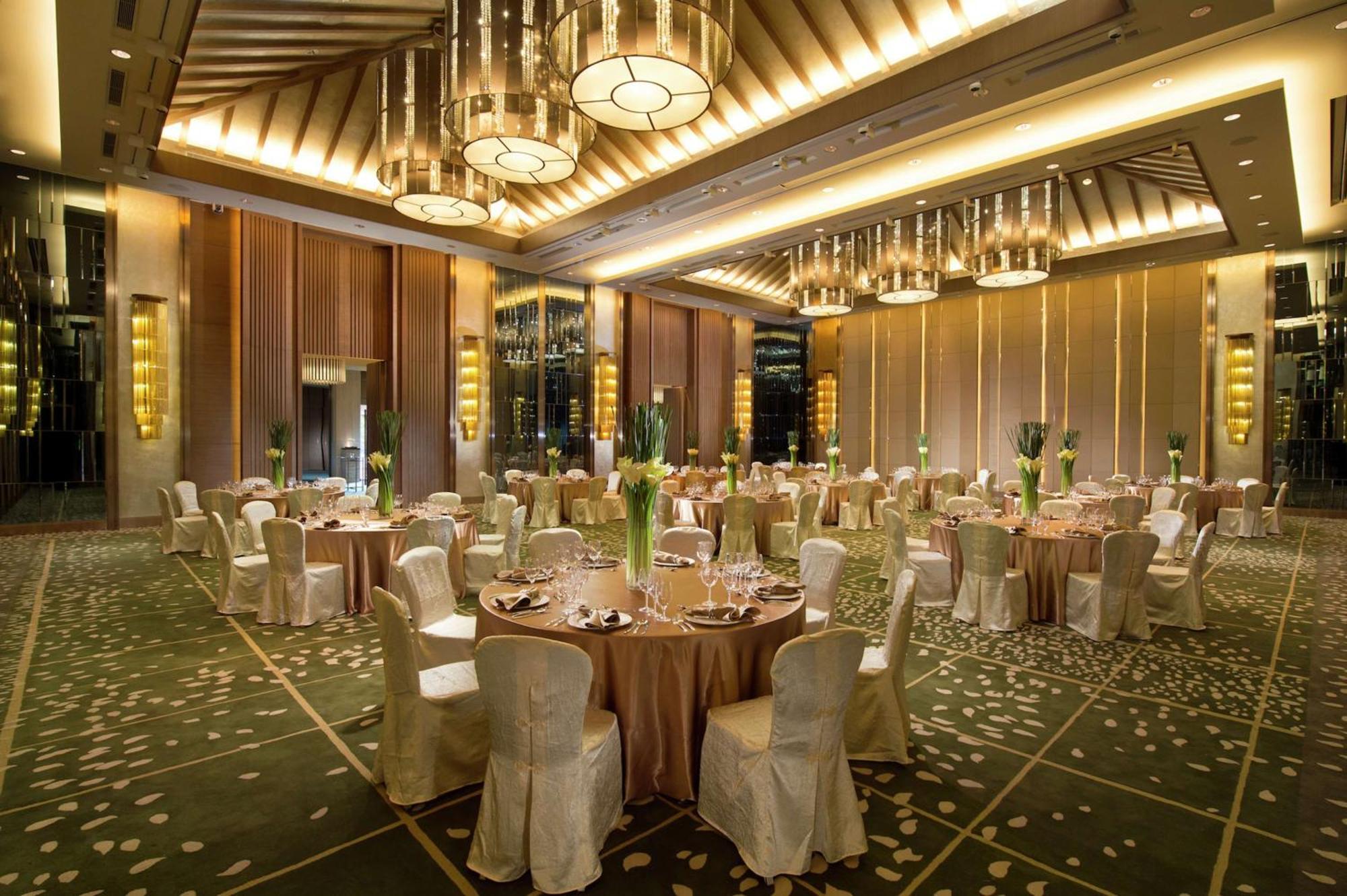 Hilton Wuhan Optics Valley Dış mekan fotoğraf