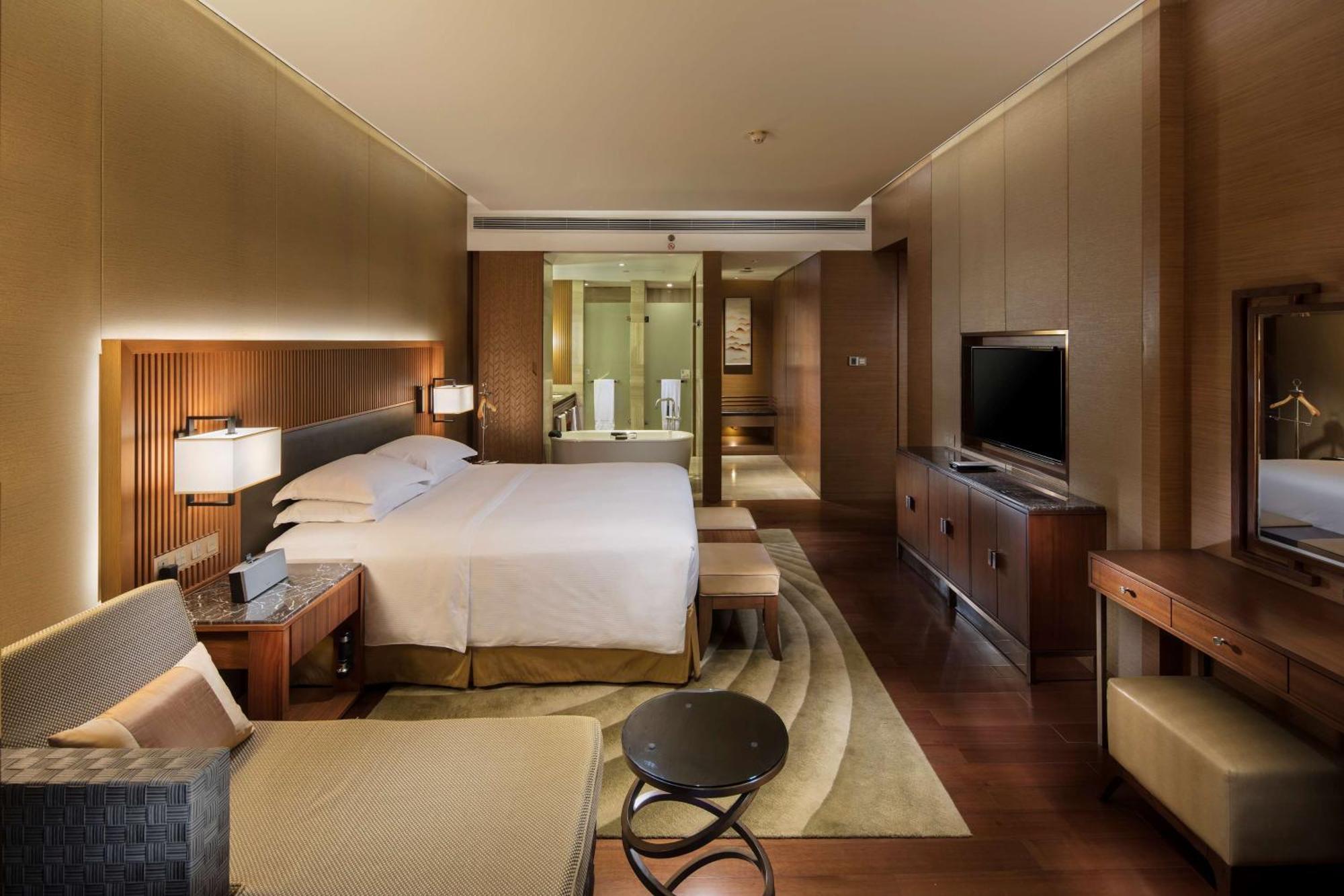 Hilton Wuhan Optics Valley Dış mekan fotoğraf