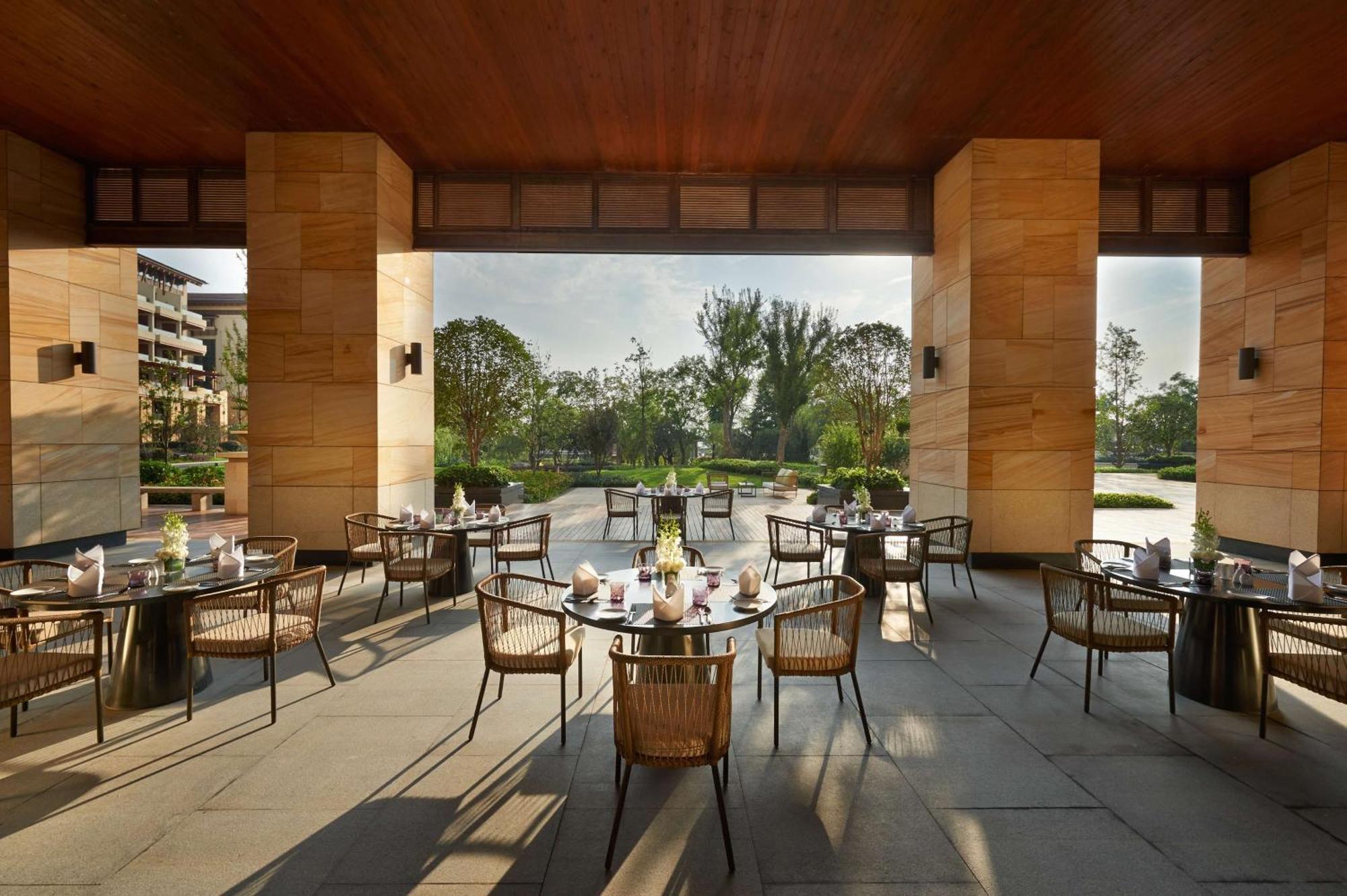 Hilton Wuhan Optics Valley Dış mekan fotoğraf