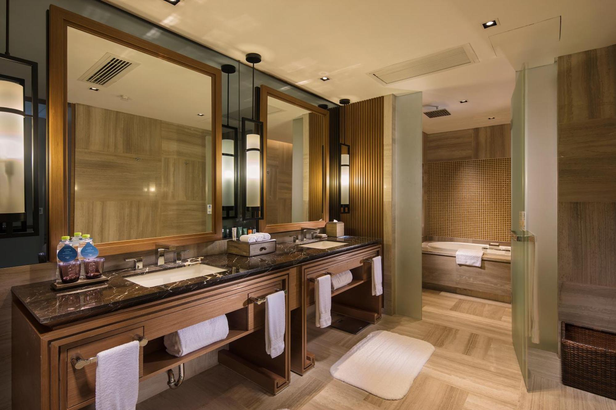 Hilton Wuhan Optics Valley Dış mekan fotoğraf