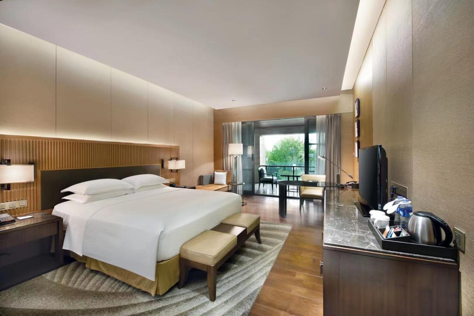 Hilton Wuhan Optics Valley Dış mekan fotoğraf